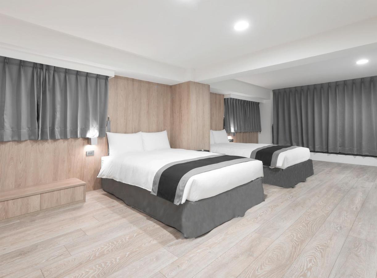 Trans Inn Taichung Buitenkant foto