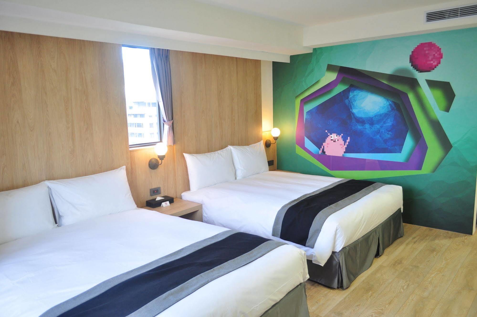 Trans Inn Taichung Buitenkant foto
